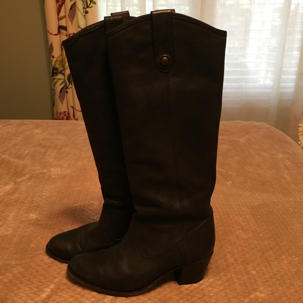 Frye women’s tall boots size 8